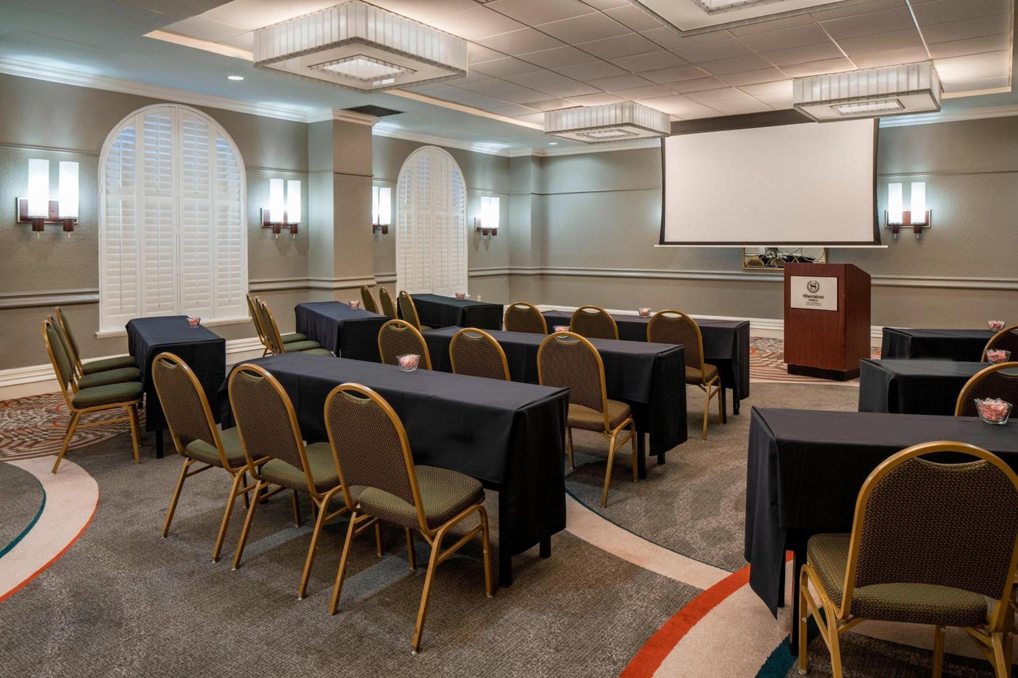 Sheraton Suites Fort Lauderdale At Cypress Creek Екстериор снимка