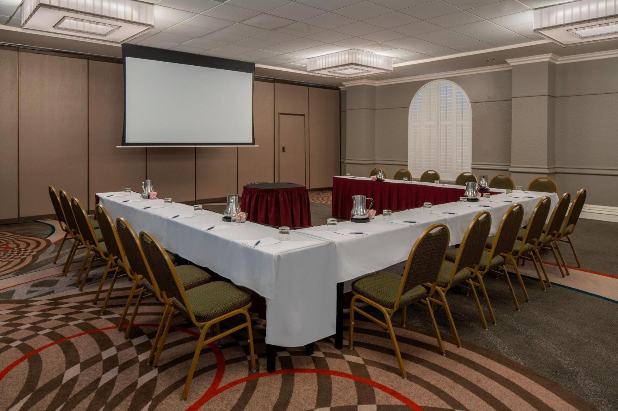 Sheraton Suites Fort Lauderdale At Cypress Creek Екстериор снимка