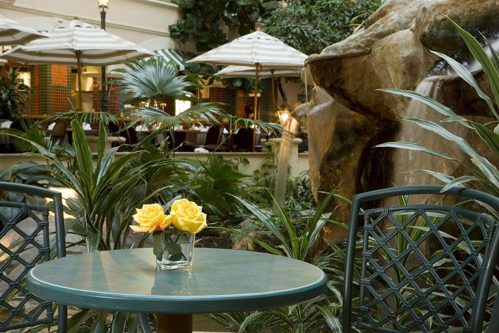 Sheraton Suites Fort Lauderdale At Cypress Creek Екстериор снимка